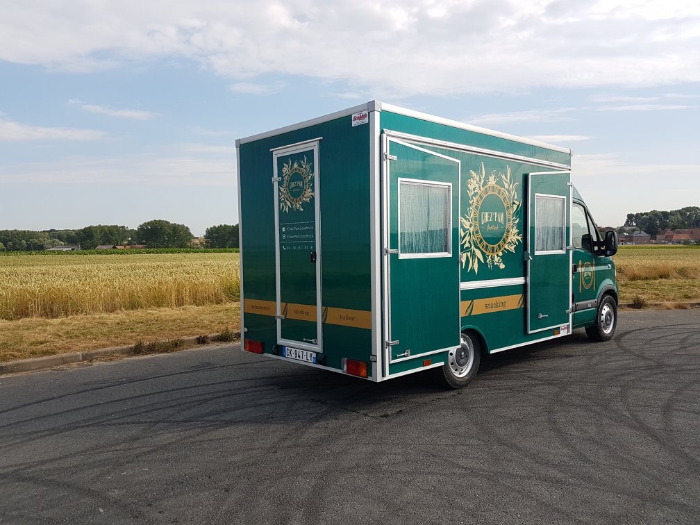 Boulanger ambulant food truck